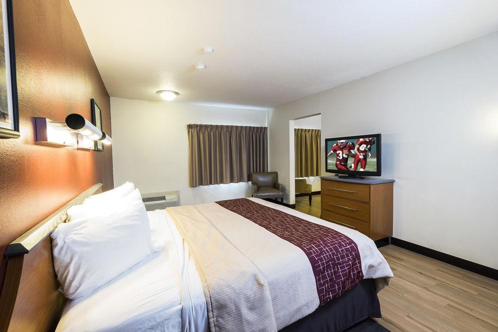 Red Roof Inn Plus+ South Deerfield - Amherst Buitenkant foto